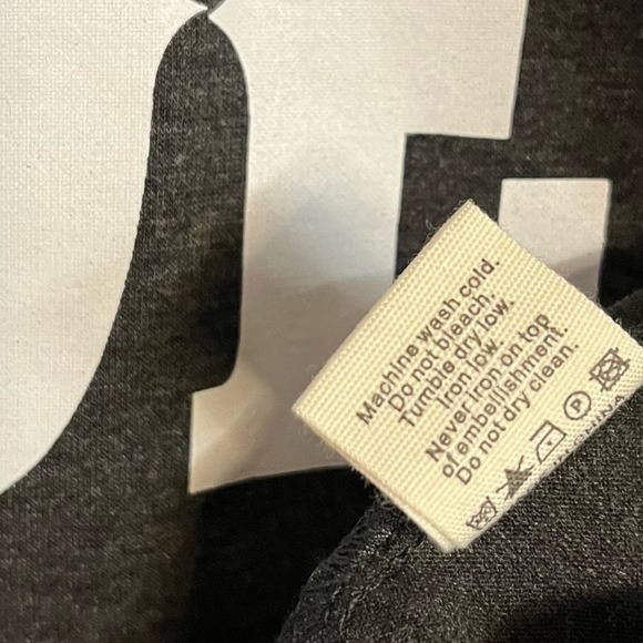 Play Me Some Koe Gray Aztec Print Raglan 3/4 Sleeve Top Size Large - Picture 8 of 8